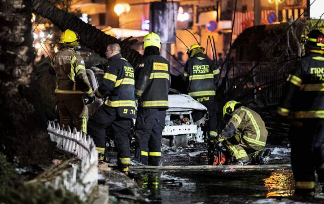 Іран знову вдарив ракетами по Ізраїлю, у Хайфі горить НПЗ: що відомо