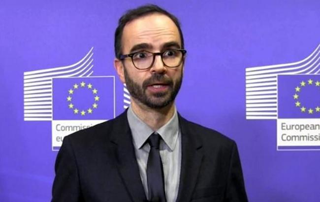 ЕС призывает Трампа не угрожать новыми пошлинами