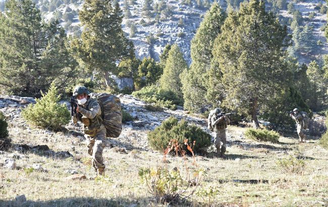 Турция отправила генерала и 35 офицеров контролировать мир в Карабахе