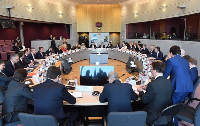 Брюссельский формат: как НАК и "Газпром" договариваются о транзите газа в ЕС