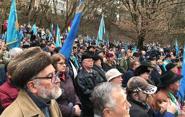 В Румынии несколько тысяч этнических венгров требовали автономии