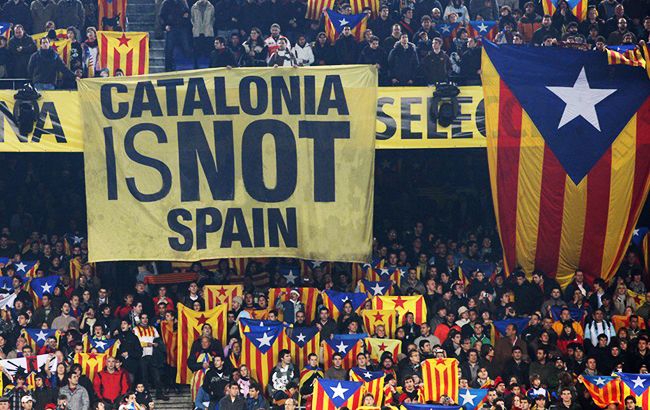 Референдум в Каталонии: МВД Испании сообщило об 11 пострадавших полицейских