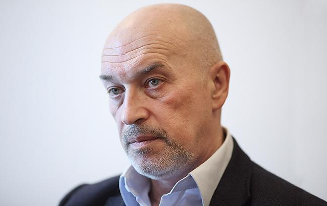 Тука рассказал, почему Кабмин не прекратил поставки электричества в ДНР