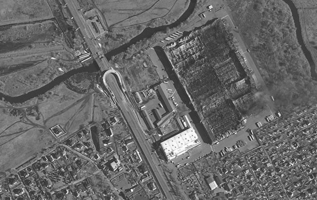 Чернігів, Гостомель, Київ: у мережі показали аерофотознімки зруйнованих будівель