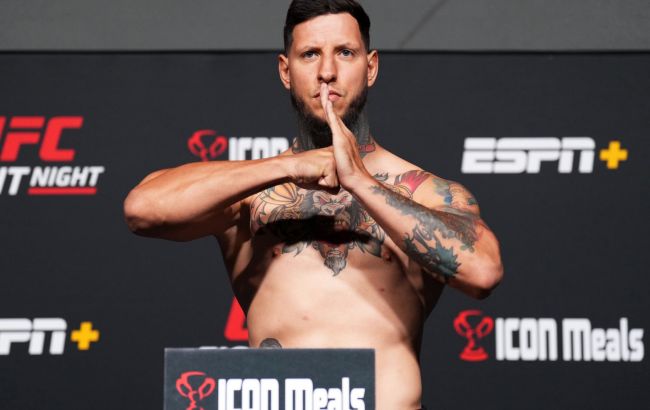 Украинец Можаров потерял место в UFC после дебютного боя