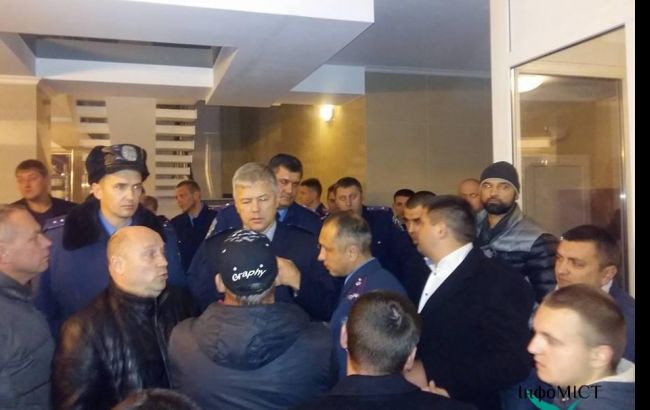 Конфликт в здании Черкасской областной полиции: опубликовано видео