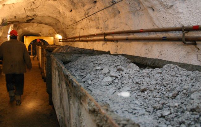 Госшахты должны поставить на ТЭС 200 тыс. тонн угля в октябре-ноябре, - СМИ