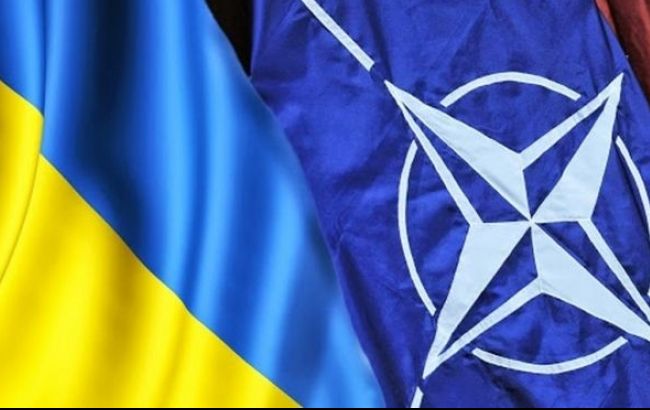 НАТО призывает Украину начать реформу СБУ