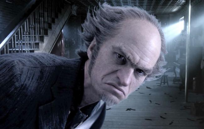 В сети появился трейлер второго сезона "Лемони Сникет: 33 несчастья"