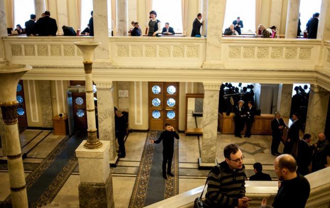 Регламентный комитет ВР предлагает закрыть кулуары парламента для журналистов