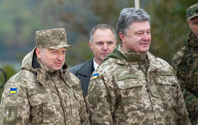 Україна виставить бойові бригади вздовж кордону, - Порошенко