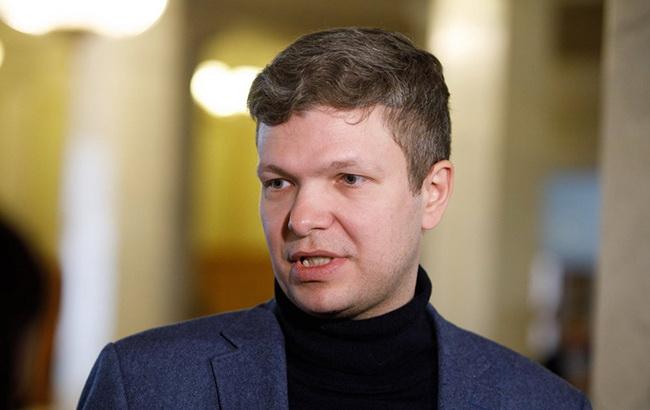 Комитет не рассмотрит спорную поправку к проекту об антикоррупционном суде до заседания ВР