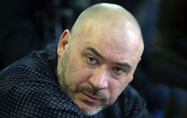 Суд начал оглашать обвинительный акт по делу Крысина