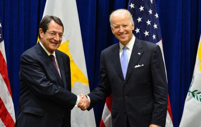 Байден и Президент Кипра обсудили конфликт между Украиной и Россией