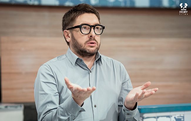 Зрители ток-шоу &laquo;Говорить Україна&raquo; на канале &laquo;Украина&raquo; собрали деньги на операцию &laquo;девушке-акуле&raquo;