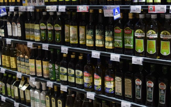 Продавали як оригінальну продукцію. В Україні підробляли олію відомих марок