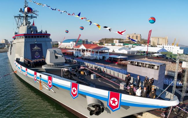 У стилі Кім Чен Ина: КНДР представила новий есмінець із "найпотужнішою зброєю"