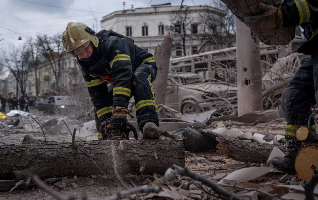 Удар по Сумах: загиблих вже 34, постраждалих - 117, серед них діти
