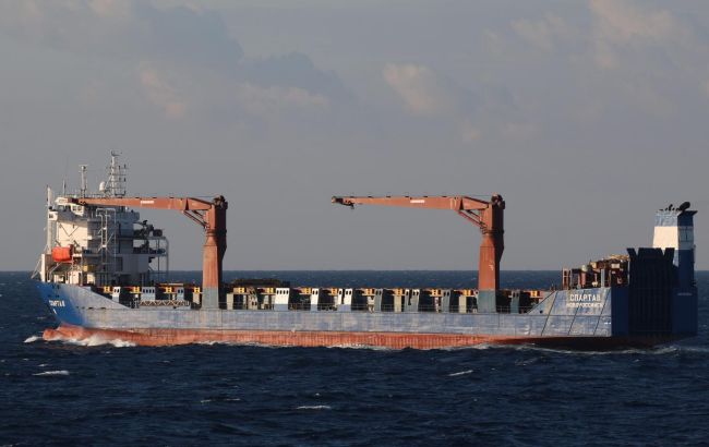 Флот Португалії спостерігає за п'ятьма військовими кораблями РФ біля своїх берегів