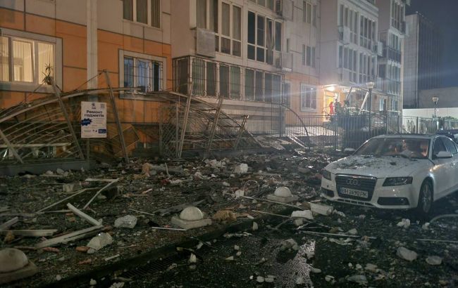 Ночная атака РФ на Одессу: горит многоэтажка, повреждена инфраструктура