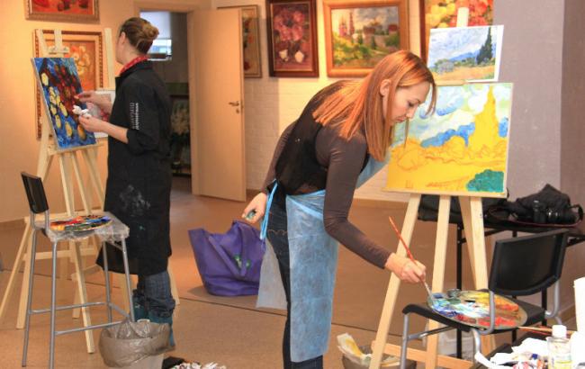 Професійні уроки малювання для дітей і дорослих