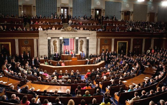 Сенат США одобрил выделение Украине 560 млн долларов финпомощи