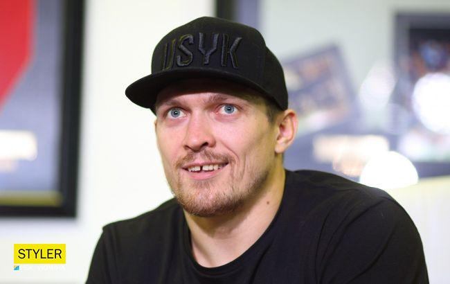 Усик привітав Ломаченко з днем народження раритетним фото