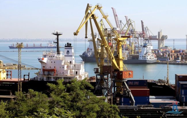 В Одесу прибув корабель ВМС Туреччини