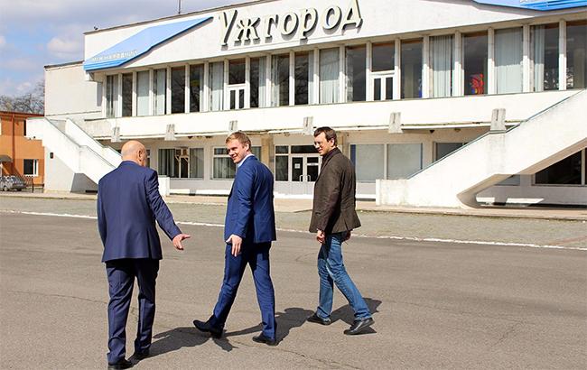 Авиасообщение с Закарпатьем восстановят в этом году, - Омелян