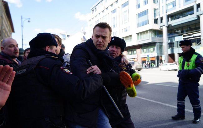 Правозащитники заявляют о 700 задержанных на митинге в Москве