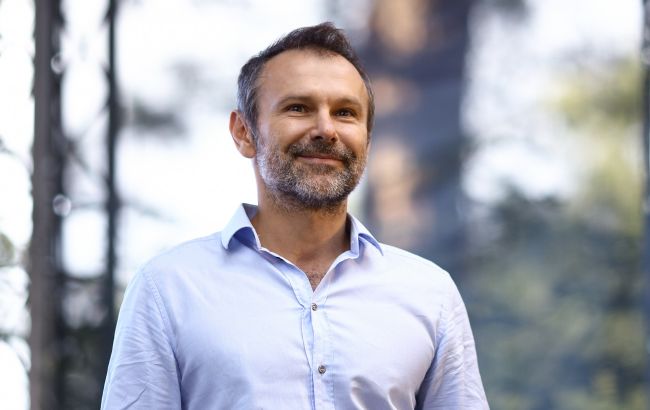 Вакарчук показав, чим займається після виходу з Ради: яскраві фото