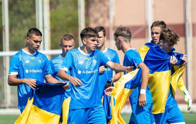 Зірки молодіжки "Динамо" впіймалися на порушенні комендантської години: скандальне відео