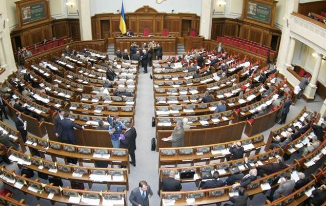 Нардепы с шестой попытки включили в повестку дня ряд законопроектов о пенсионной реформе