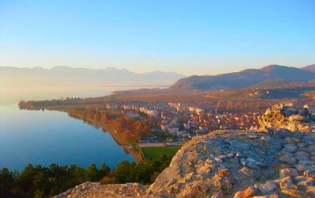 У Македонії через наплив біженців оголошено надзвичайний стан