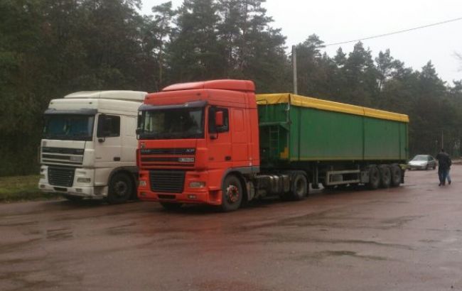 Полиция потребовала от мэра Глухова объяснить, как в городе оказалось 100 тонн львовского мусора