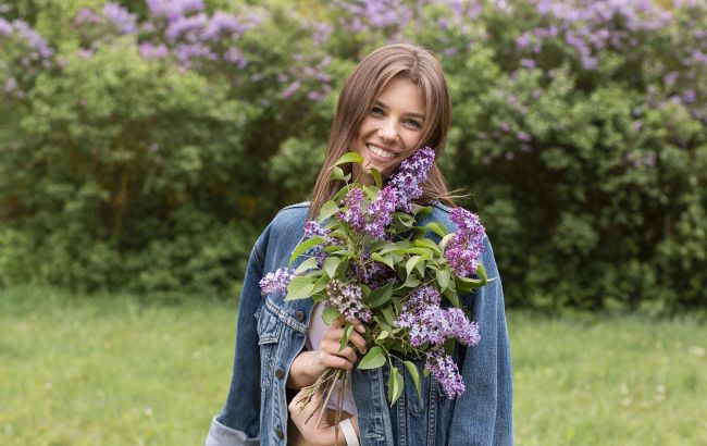 Лише 4 знаки Зодіаку отримають потужний сигнал від Всесвіту: чи є ви серед щасливчиків