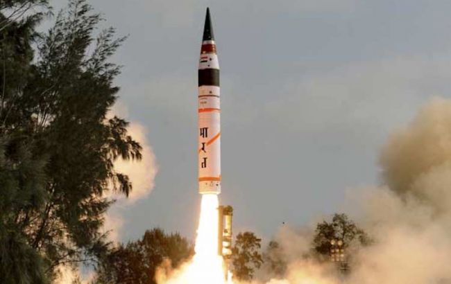 Индия испытала способную нести ядерный боезаряд ракету