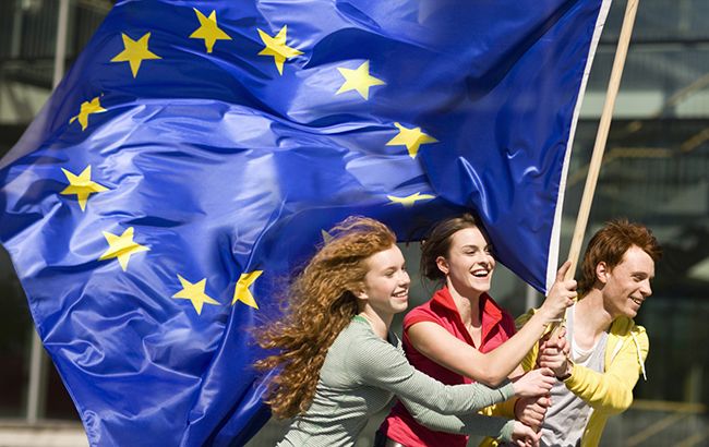 Большинство украинцев проголосует на референдуме за вступление ЕС