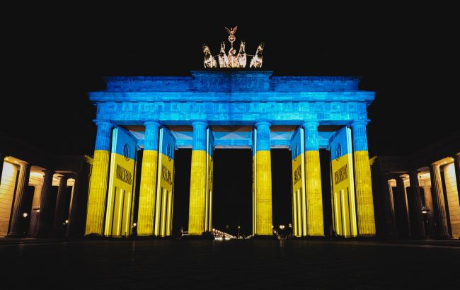 Бесплатные врачи и право работать. Как помогают украинцам в Германии