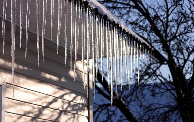 ГСЧС призывает граждан быть осторожными в связи с погодными условиями