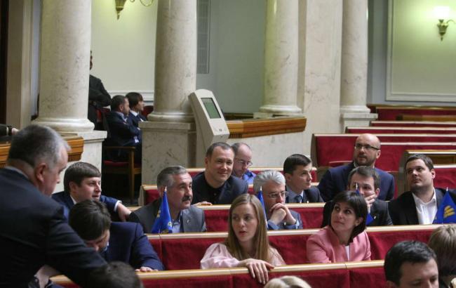 Рада отклонила вопрос отмены спецпенсий из-за неактуальности