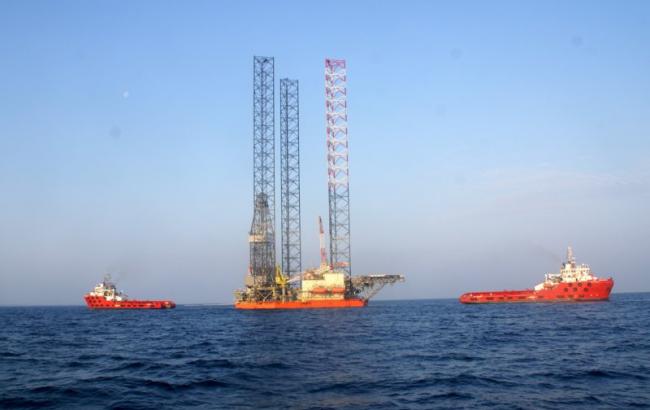 Одесский суд заочно арестовал четыре буровые установки "Черноморнефтегаза" в Крыму