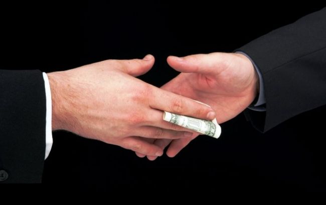 В Киевской обл. чиновники требовали взятку в размере 14 млн грн