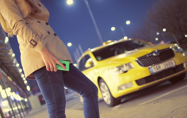Киевлян предупредили об опасном таксисте: девушке пришлось впрыгивать из авто на ходу