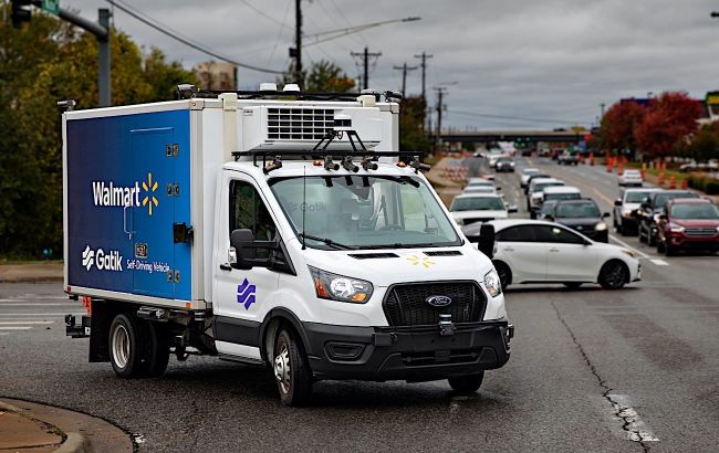 В США начали доставлять товары беспилотными грузовиками