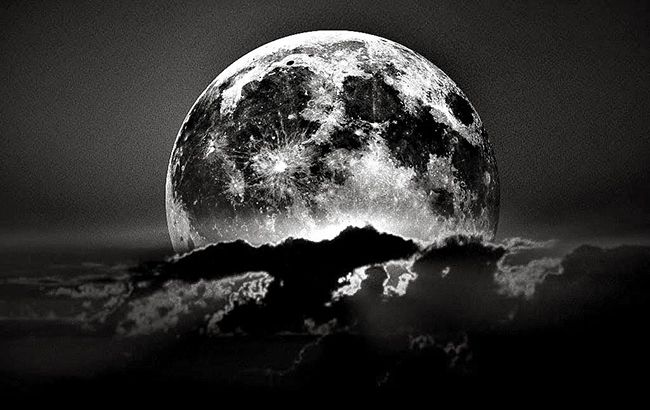 Черное новолуние: какие опасности и соблазны несет тринадцатая Луна