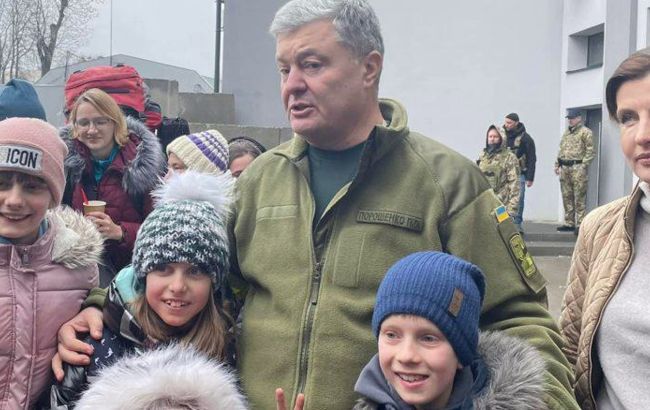 206 батальон теробороны вывез более 400 женщин и детей из Ирпеня, несмотря на разрушенный мост