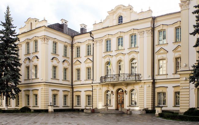 В КСУ оскаржили карантин і зменшення суддівських зарплат