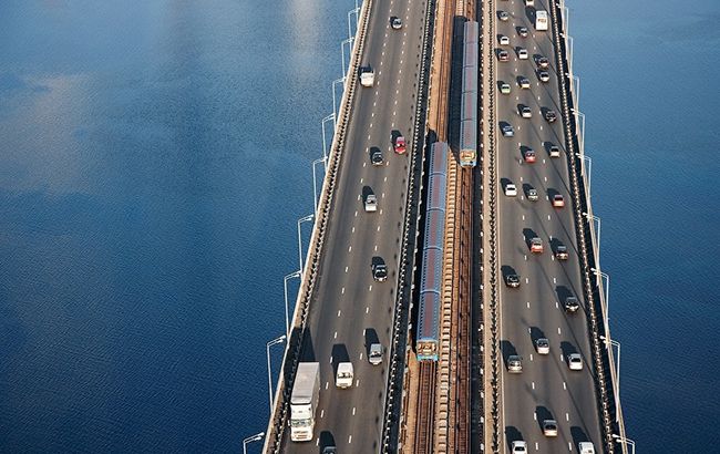 Завтра на Южном мосту будет частично ограничено движение транспорта