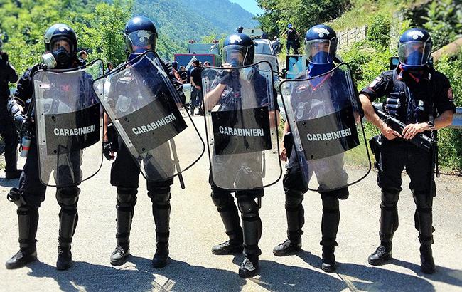 В Италии прошли массовые акции антифашистов и праворадикалов